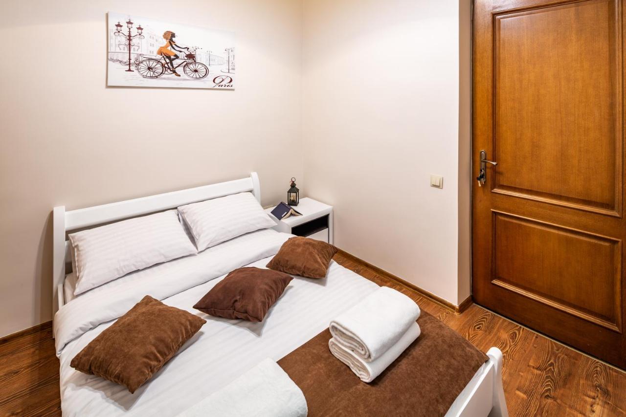 Apartamento Avangard On Sholom Aleikhema St 7 Apart Leópolis Exterior foto