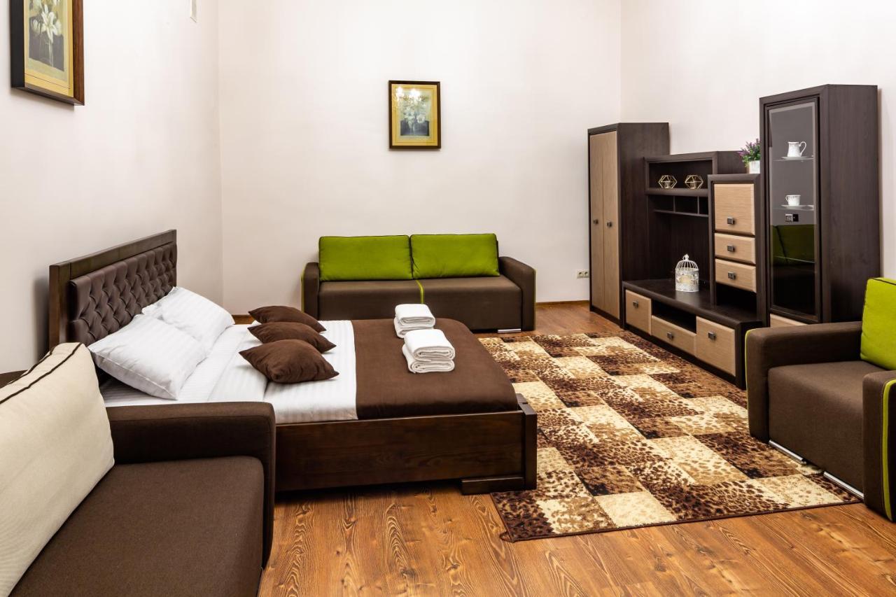 Apartamento Avangard On Sholom Aleikhema St 7 Apart Leópolis Exterior foto