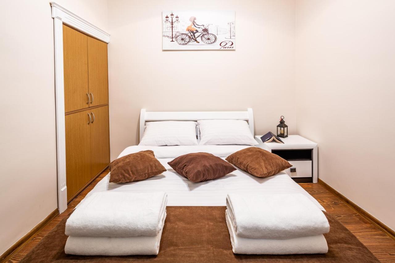 Apartamento Avangard On Sholom Aleikhema St 7 Apart Leópolis Exterior foto
